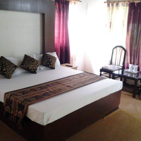 Hotel Arsh International 奈尼塔尔 外观 照片